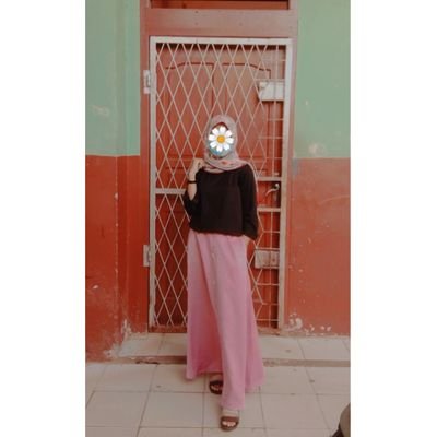 DellaFitraMaha1's profile picture. don't ever underestimate other people