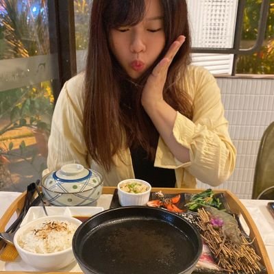 jean851027's profile picture. 