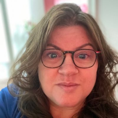 I believe in the power of combining clinical practice, science & knowledge of experts by experience. Professor, clinical psychologist, social psychiatry & CAP