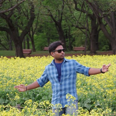 santhuj_7's profile picture. 