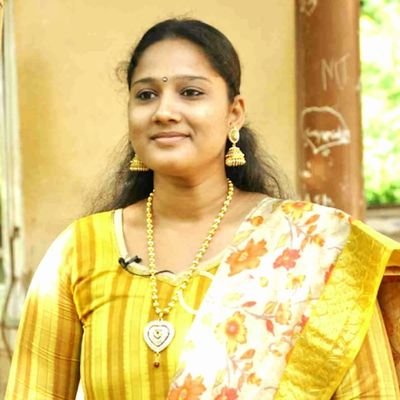 MUTHUMARI2020's profile picture. 