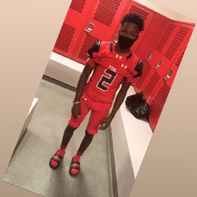 TTHL football my only love 🖤💙2022 graduate Cornerback @CHHS