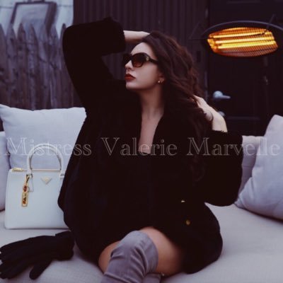 MVMarvellePromo's profile picture. This page is for @ValerieMarvelle 🖤 made for promotion/RTs of My own and others.