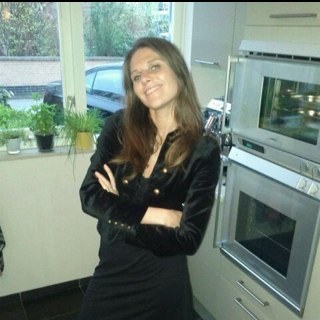 Sietahoekstra's profile picture. loopt hard I  marathon Berlijn 2016 + Sneek 2017 +  Rotterdam 2018,2019, Zaltbommel 2019 finisher  I Yoga I manager marketingcommunicatie I media I reclame