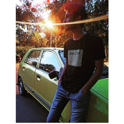 ImSandeepRawat's profile picture. amnesiac 🖤