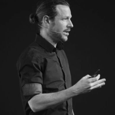 danydan007's profile picture. Head of & Software Architect @bridge_api_ - Backend addict -  Gopher en herbe