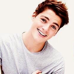 LeoRobe68103815's profile picture. 