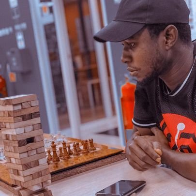 Elect/Elect Engr 🛠 | Software Engineer 👨🏻💻| E-learning content developer💻 | Tennis junkie🎾 | X Manchester United fan #GGMU🔴⚪️⚫️