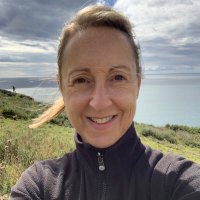 Louise Cusack (@loucuplym) 's Twitter Profile
