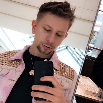 I'm a gentle man with big heart and beautiful personality
invest in bitcoin today and be glad you did