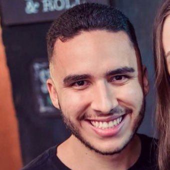 É devagar, devagarinho, na levada do Martinho que se leva a vida, amigo meu.
Pediatria, samba e Cruzeiro.