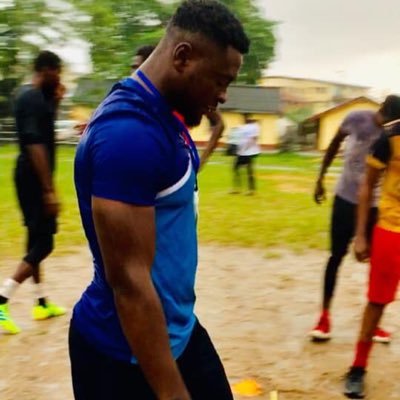 lagos marines🇳🇬 5”11ft 90kg RB/LB/DB
Email : Izuchukwujohnjay@gmail.com
#Igbokwenu