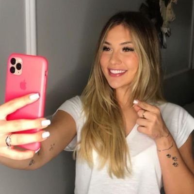 sou nova aqui,
FC criado dia 26/04/2020;
meu nome é lorena ❤️