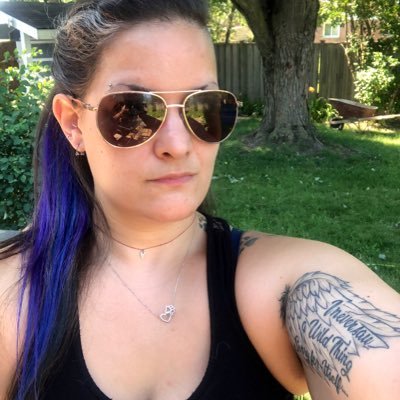 Unapologetically me. Family & ✝️1st 🇨🇦☀️🌺💀🤘🏼live music, tattoos, all art, the paranormal, anything outdoors. 🏴‍☠️not all those who wander are lost🏕🏝