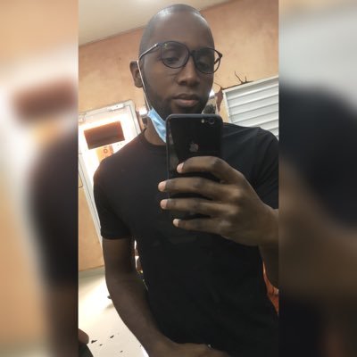 KarlangaxzRD's profile picture. Estudiante de Ing. en Software 🖥️🎮 Esperando que esto me compre mi Tesla! :v #Gamer #ProgrammerJunior HTML-CSS-JavaScript