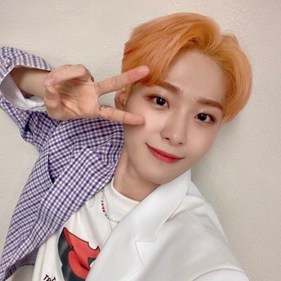pics acc for @to1_offcl's baby, jerome! (admin uses she/moon/xe)