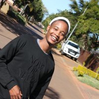 tshily (@tshiy_) 's Twitter Profile