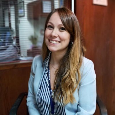 paulacisternas's profile picture. Kinesióloga, Mg. Gestión Estratégica en Salud, amor a la Docencia. Solo hace falta mirar la vida con otro prisma para ser mejor.