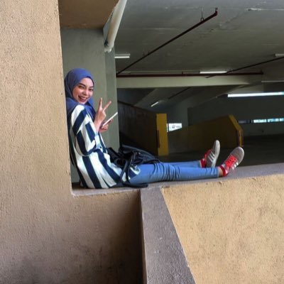 yonoliya's profile picture. 