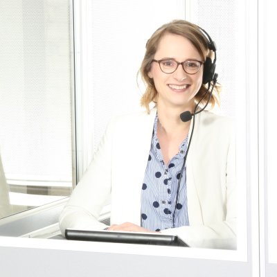 Conference interpreter for English, German and Swedish. Based in Hamburg, the gateway to the world