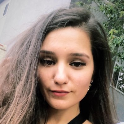 I build technology products to connect people @Grammarly, previous @findyourislands (social app) @WeWork (Island acquisition) - MSc Consumer Psychology