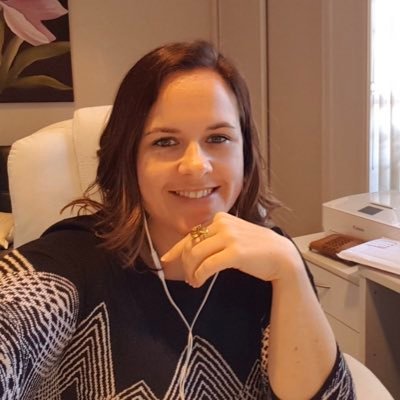 claireGrey19's profile picture. hello lovelies .. I’m an investment specialist and I’m new here, follow and I follow back