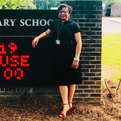 TamikaF66604830's profile picture. Child of God, Wife, Mother, Lead Learner, 1908💕💚, Troy Alumna⚔❤🖤