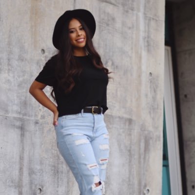 ashlynalvarado_'s profile picture. ☆ ★ | insta: ashlynalvarado_