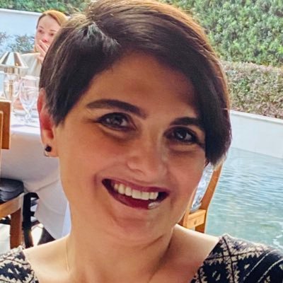 #TeacherReader #TeacherWriter| Aggie 👍| Wife 💓Mom of 2 young men 🖤🤎❤️💛🧡💚💙💜 she/her