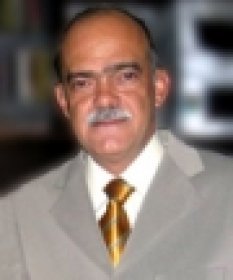 Mestre em Análises Clínicas, professor de Hematologia Clínica da UFPB; Diretor - Tesoureiro e Conselheiro Federal do CFF.