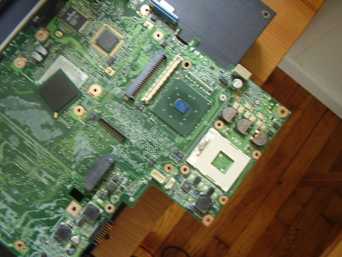 I am the official developer, Wordpress editor, circuit-level technician, and owner of http://t.co/yhuhdChMDD