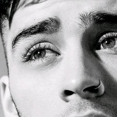 Victoria_Pincay's profile picture. TREAT PEOPLE WITH KINDNESS
-Animal Lover.❤️
El amor es solo para valientes.✨