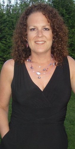 Elunderst8ted's profile picture. Ellen and her team offer over 20 years experience....Changing where you live!