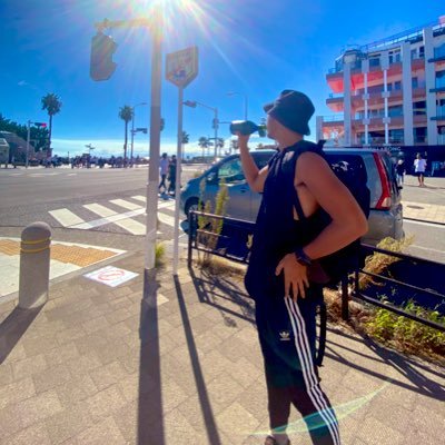 hello_watashi's profile picture. 元KurageParty 最近はお酒を飲むために筋トレをしてます。お酒が好きです。本当に好きです 友達になってください。【ほぼ筋トレアカウントです。】笑