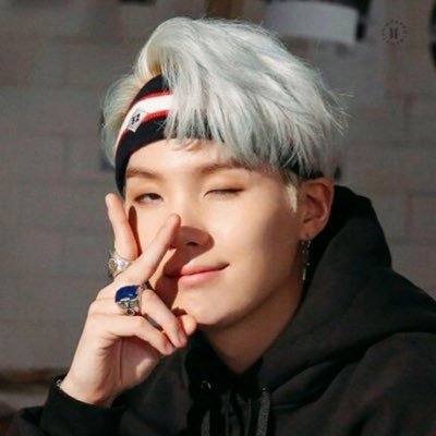 abbyxstark's profile picture. Vancouver 🇨🇦 △ #BTS ARMY △ Marvel nerd & cosplayer △ Instagram @abbyxstark