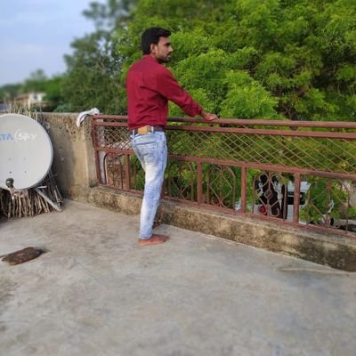 Lovekus01573203's profile picture. 