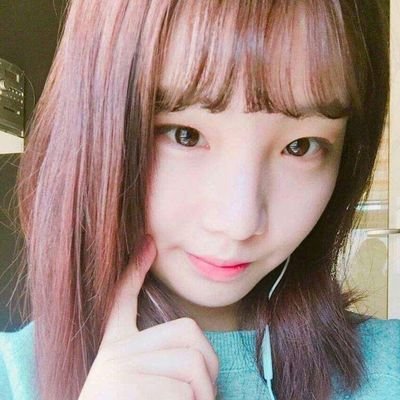 lippieshart420's profile picture. VIVI FROM LOONA ????!!! theythem