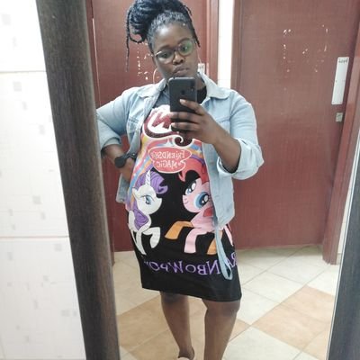 Radiates love.. 😍😍😍😍
Am not perfect
Live,laugh, play, grow young💃💃💃💃💃