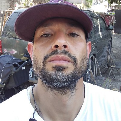 JuanCar26893804's profile picture. 