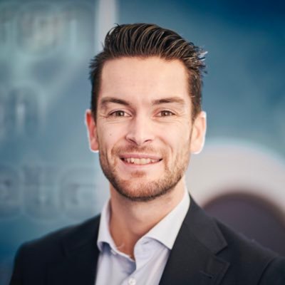 👨🏻💻 Van marketing tot sales met @ProximareCons | 🙋🏻♂️ Verbinden van ondernemers bij @BusinessClubNV | 👨👩👦Getrouwd met @HenriekeO, 💙 Levi ❤️ Saar