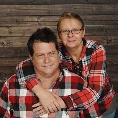 #Trump2020 100% Patriot Love my Country 🇺🇸🇺🇸🇺🇸 #BacktheBlue Christian Texan , Woman , Wife , Mom and Nana Happily Married to my Best Friend