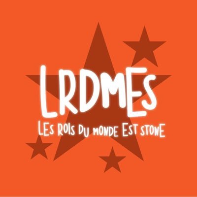 Un podcast au nom à rallonge sur les comédies musicales françaises, de Starmania aux 3 Mousquetaires, de Cindy à Mozart. Un podcast @microstockholm.