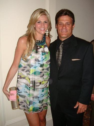 SarasotaKevin's profile picture. 