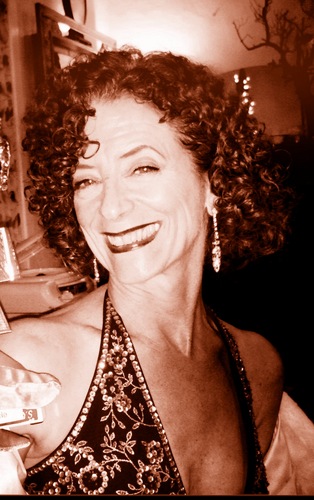 Skinnydebi's profile picture. I'm a physical therapist, a former NYer, a runner for 51 years, a lover of Jazz and R&B, good books, art and fashion. Most of all, I love to laugh.