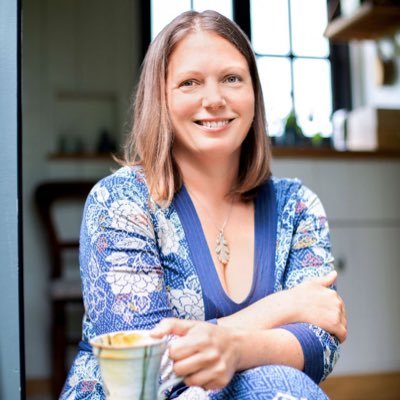 Women’s health coach, lover of the outdoors. I love making your wellbeing personal and fun.