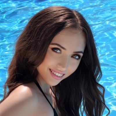 anna_tutova Profile Picture
