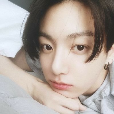 Shipper vkook assumida... ❤😍🎶❤


Quem se importa com o que os outros dizem? Não podemos viver sem o outro, então qual é o problema? {Jungkook♡Taehyung}.....