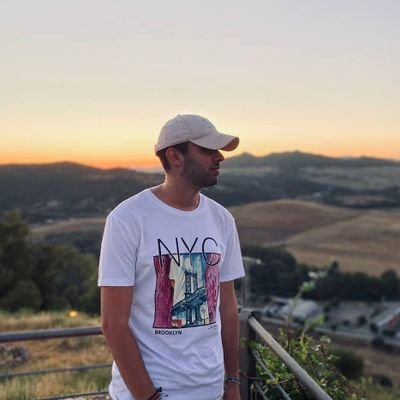 Si lo que vas a decir no es mejor que el silencio, escríbelo en Twitter. 💜