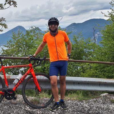 zemi169's profile picture. 