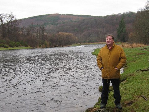 Exiled Scot, a Sales & Marketing Specialist, in the UK Food Industry for over 40 years and love it. Married to Sybil for over 30 years - and love it